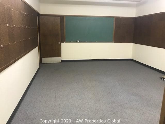 894_8882823