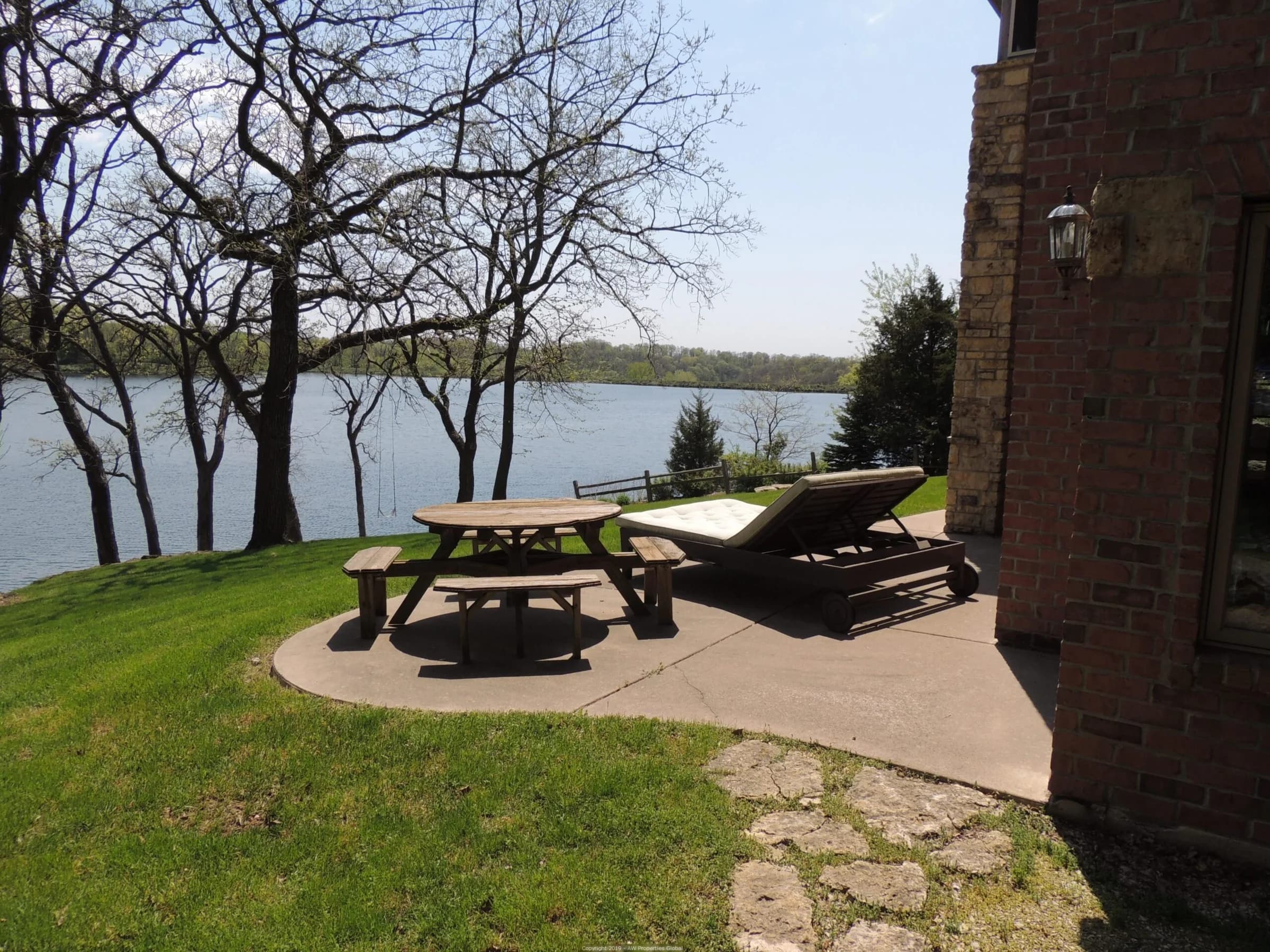 Apple Canyon Lake Home, photo 32