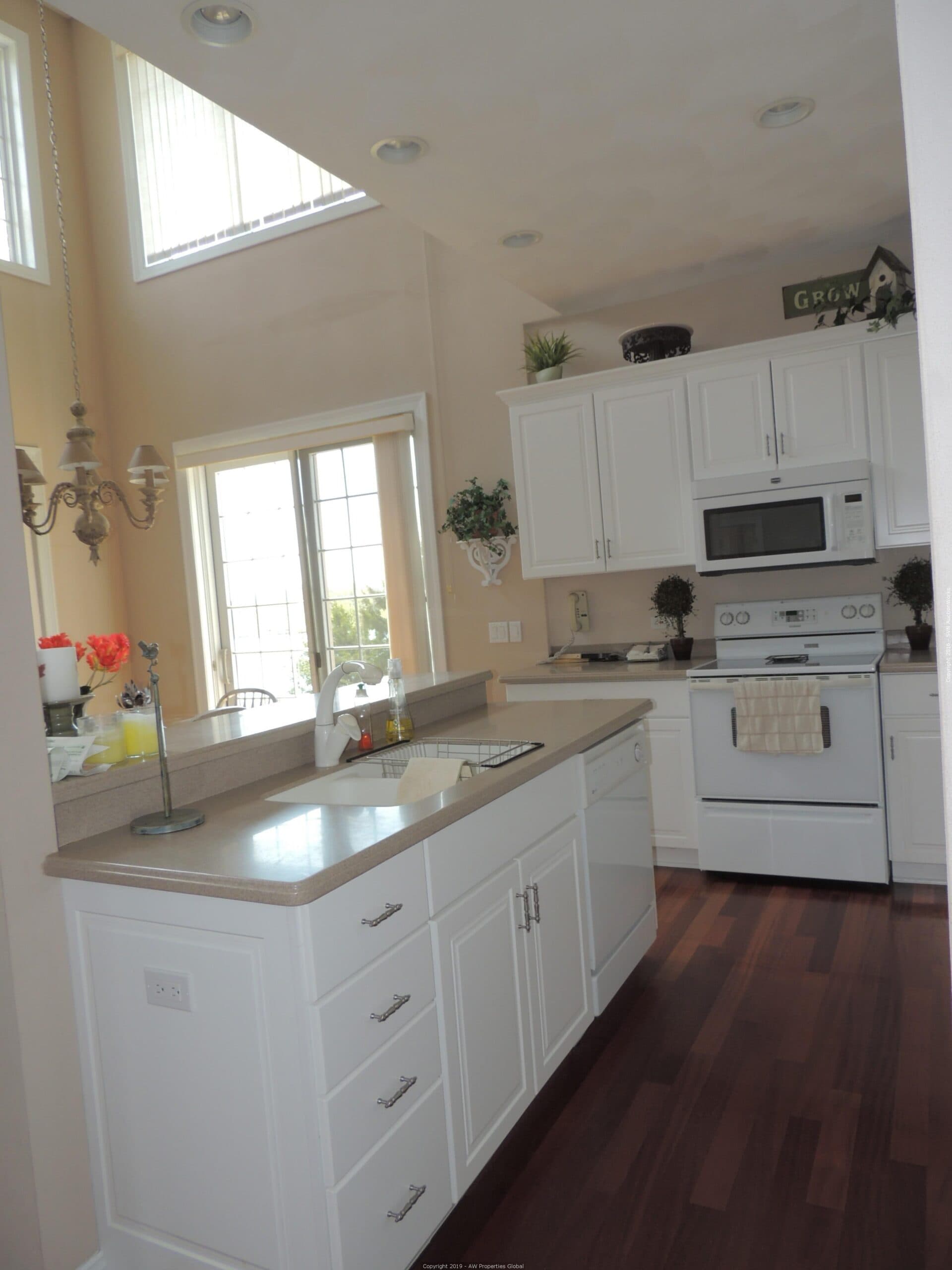 Apple Canyon Lake Home, photo 8