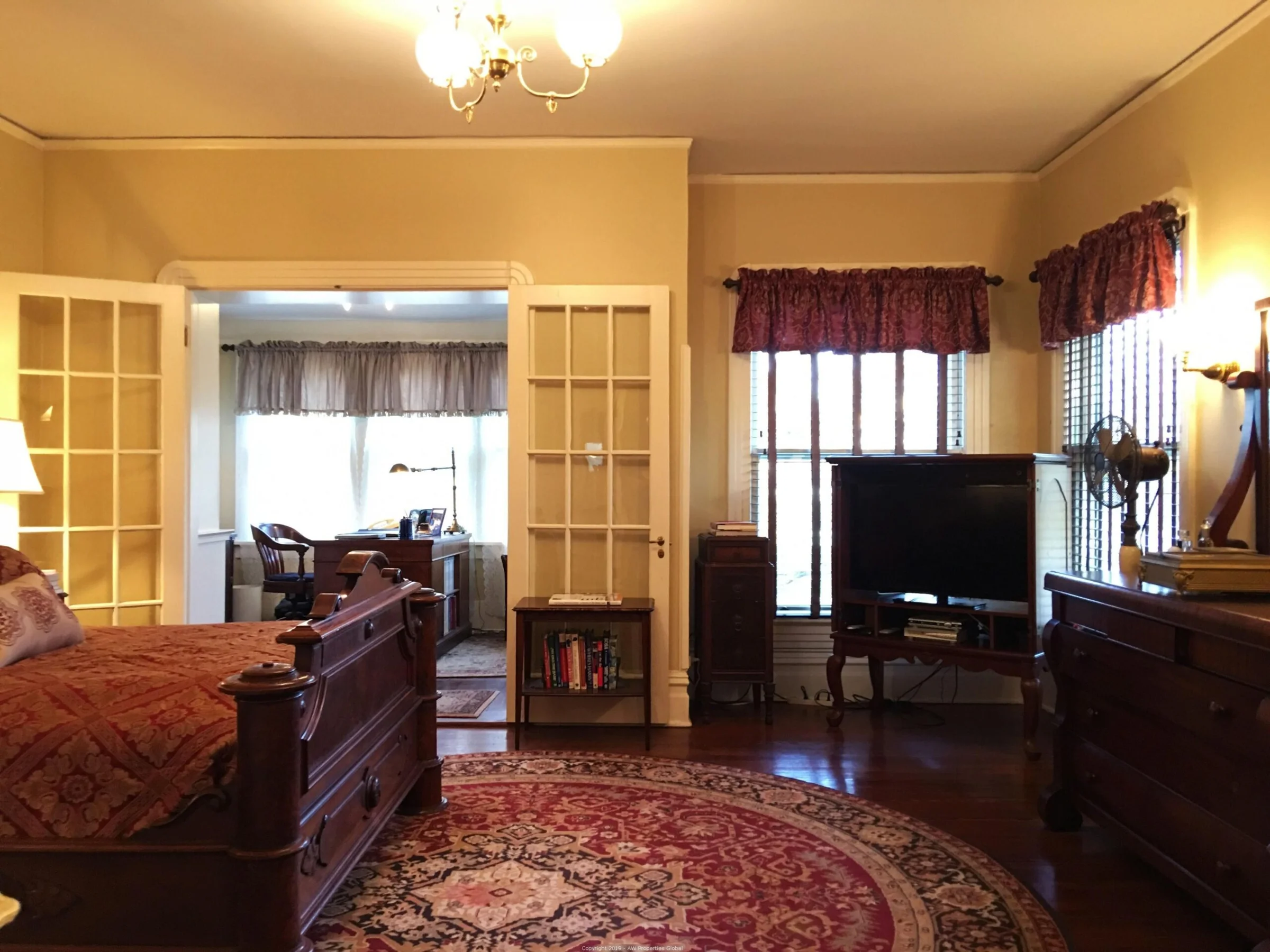 Completely Renovated Glencoe Victorian with In-Ground Heated Pool, photo 27
