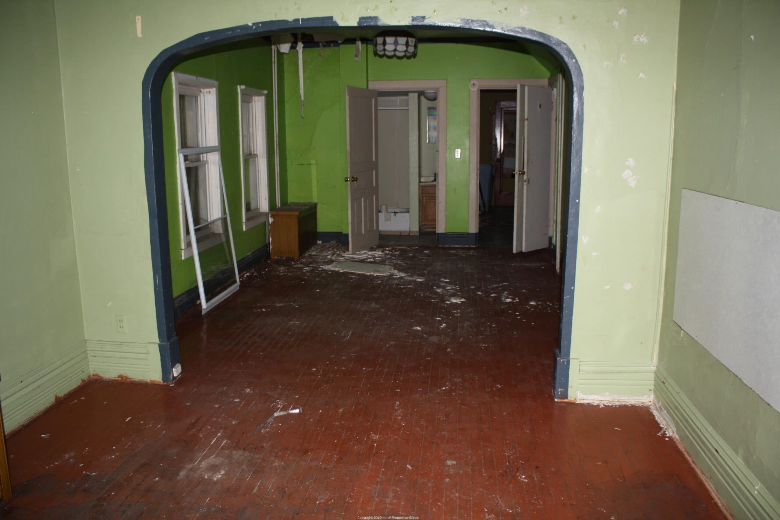 Bank-Owned Two-Flat Building: 12 West Jackson Street, Joliet, photo 4
