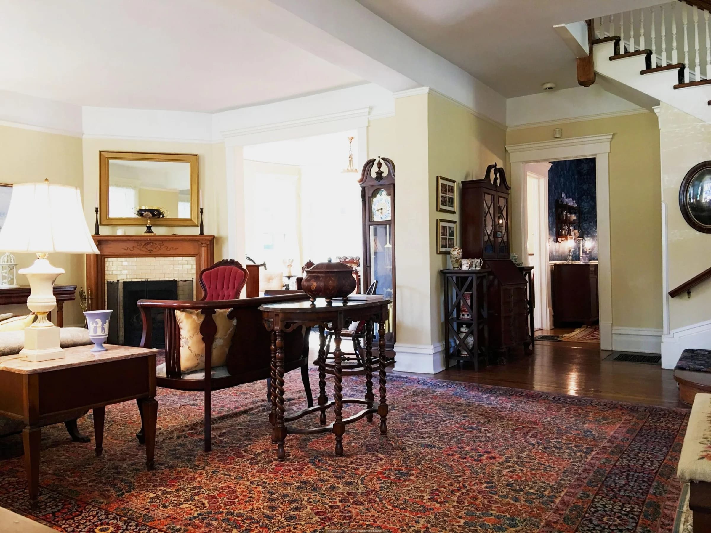 Completely Renovated Glencoe Victorian with In-Ground Heated Pool, photo 8