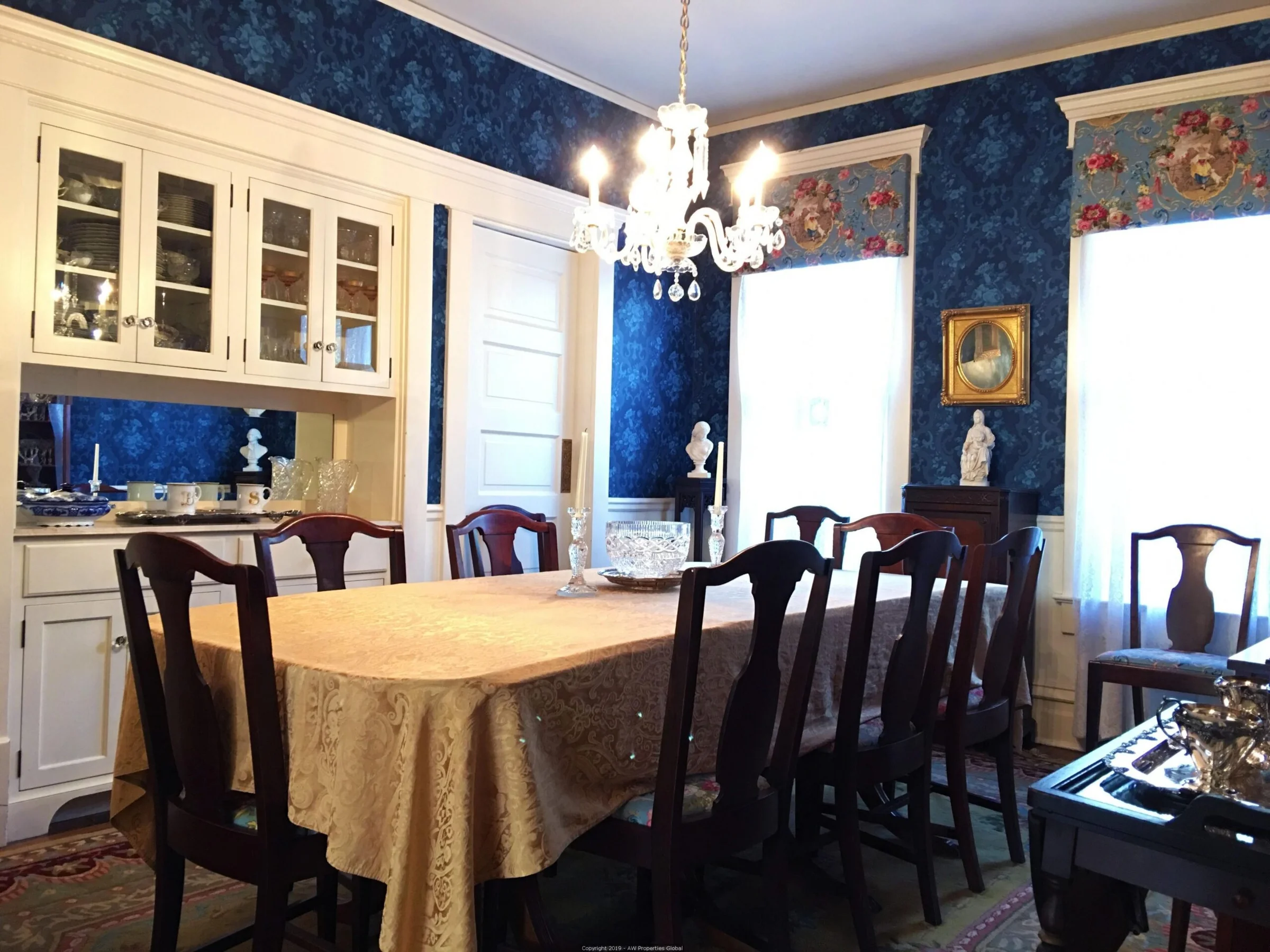 Completely Renovated Glencoe Victorian with In-Ground Heated Pool, photo 16