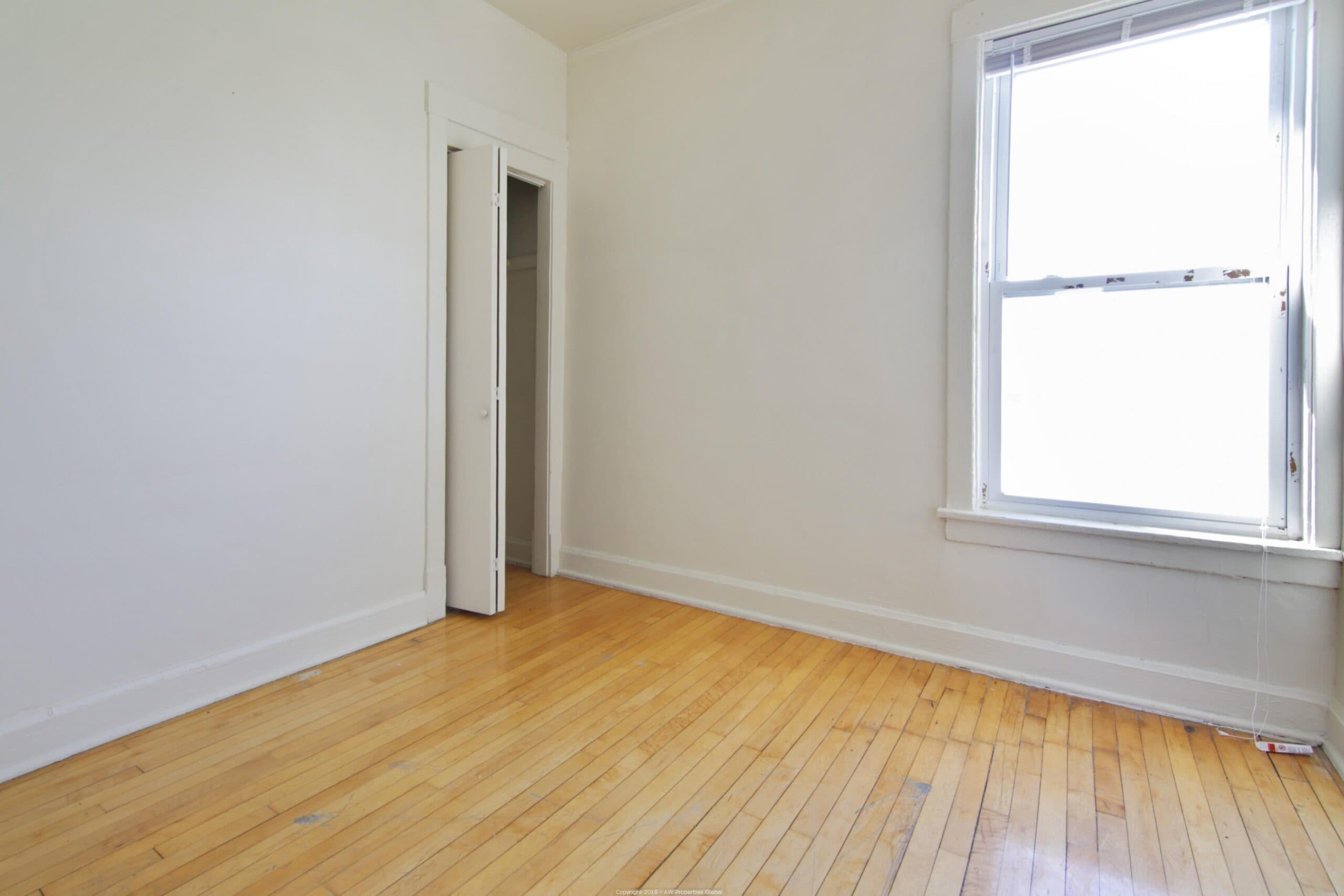 Great Income Property in Evanston: 1822 Crain Street, Evanston, photo 8