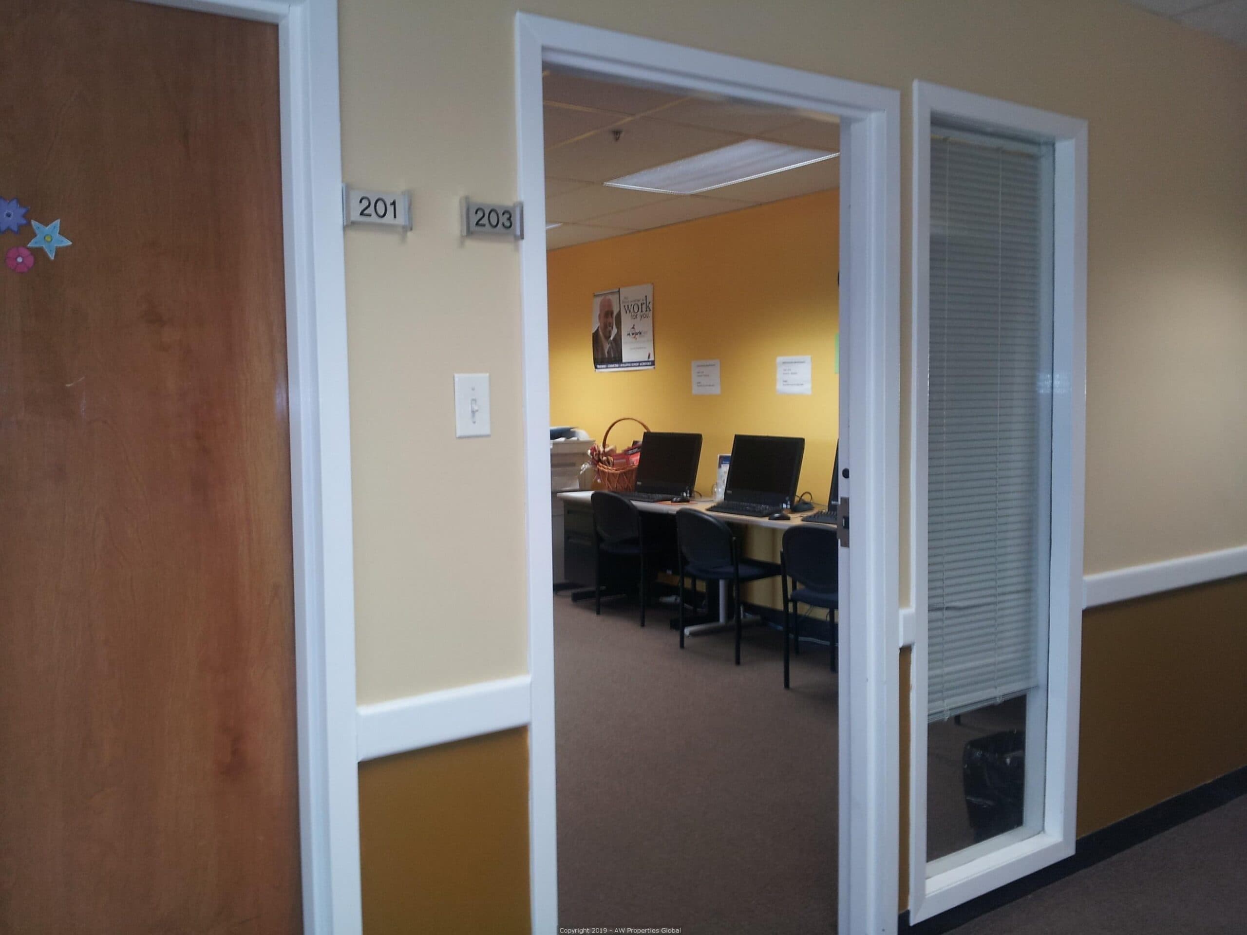 Free-Standing Office Building with Dock in Westchester, IL, photo 8