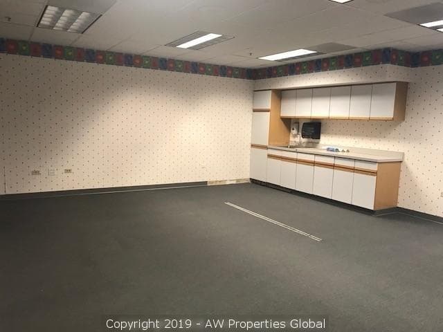 Elgin Industrial/Office/Flex Opportunity; Vacant Former Sherman Health Resource Center with Flexible Zoning, photo 5