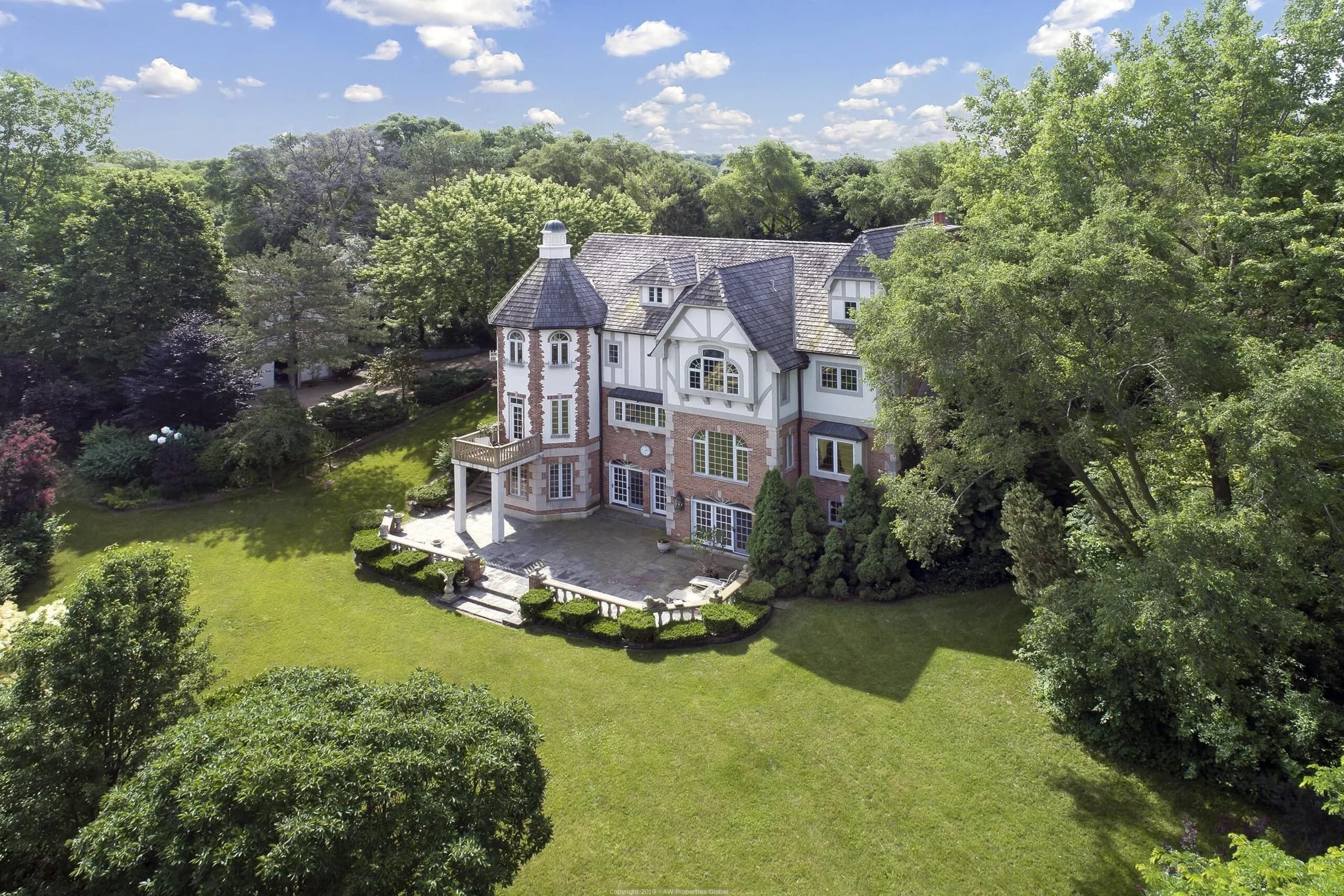 Lakefront, 10+ Acre Estate with Pier on Private Lake, Equestrian Stable & Outbuilding w/ Coach House in McHenry, photo 7