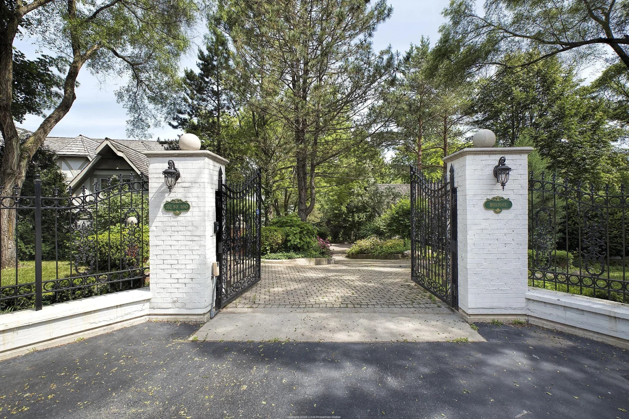Lakefront, 10+ Acre Estate with Pier on Private Lake, Equestrian Stable & Outbuilding w/ Coach House in McHenry, photo 5