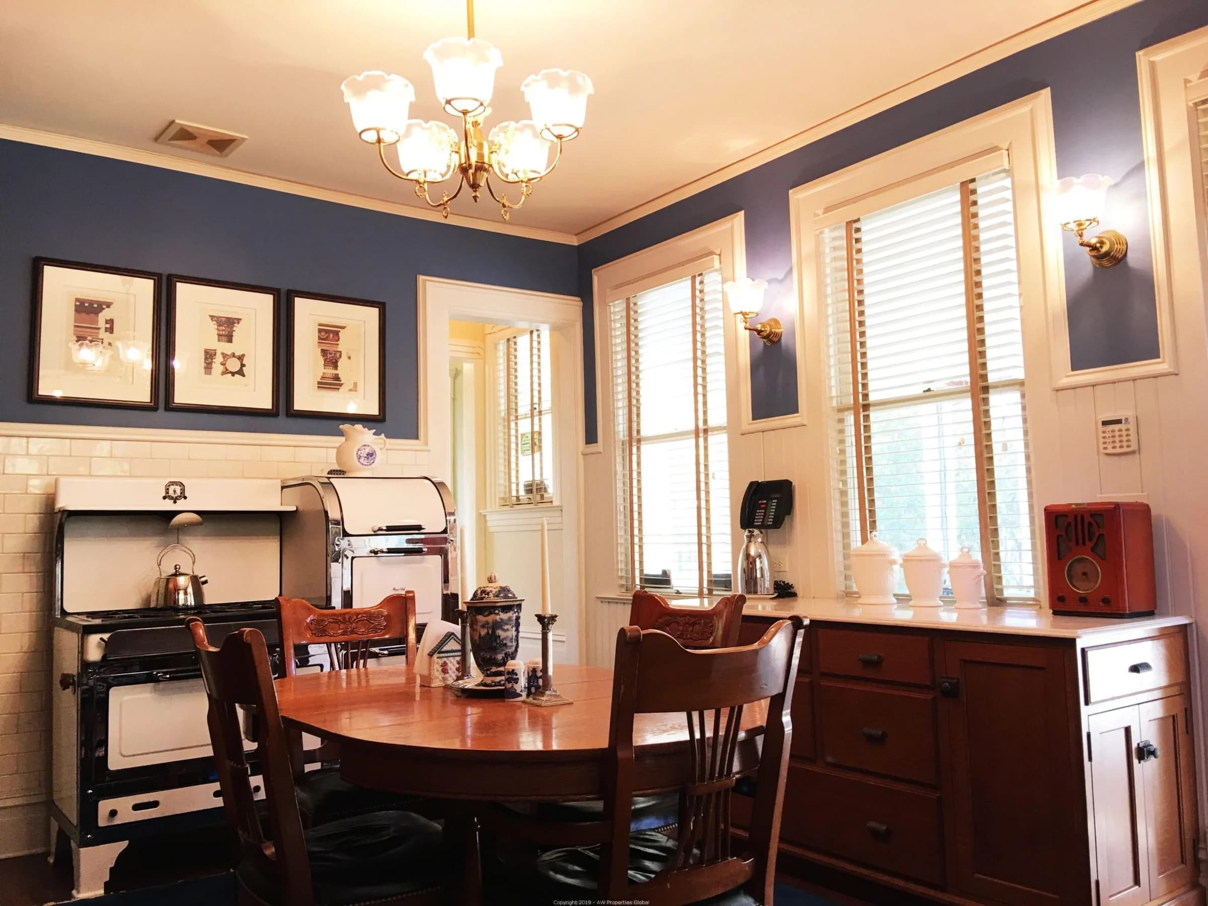 Completely Renovated Glencoe Victorian with In-Ground Heated Pool, photo 22