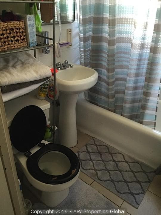 Great Income Property – Single Family Home in Evanston, photo 6