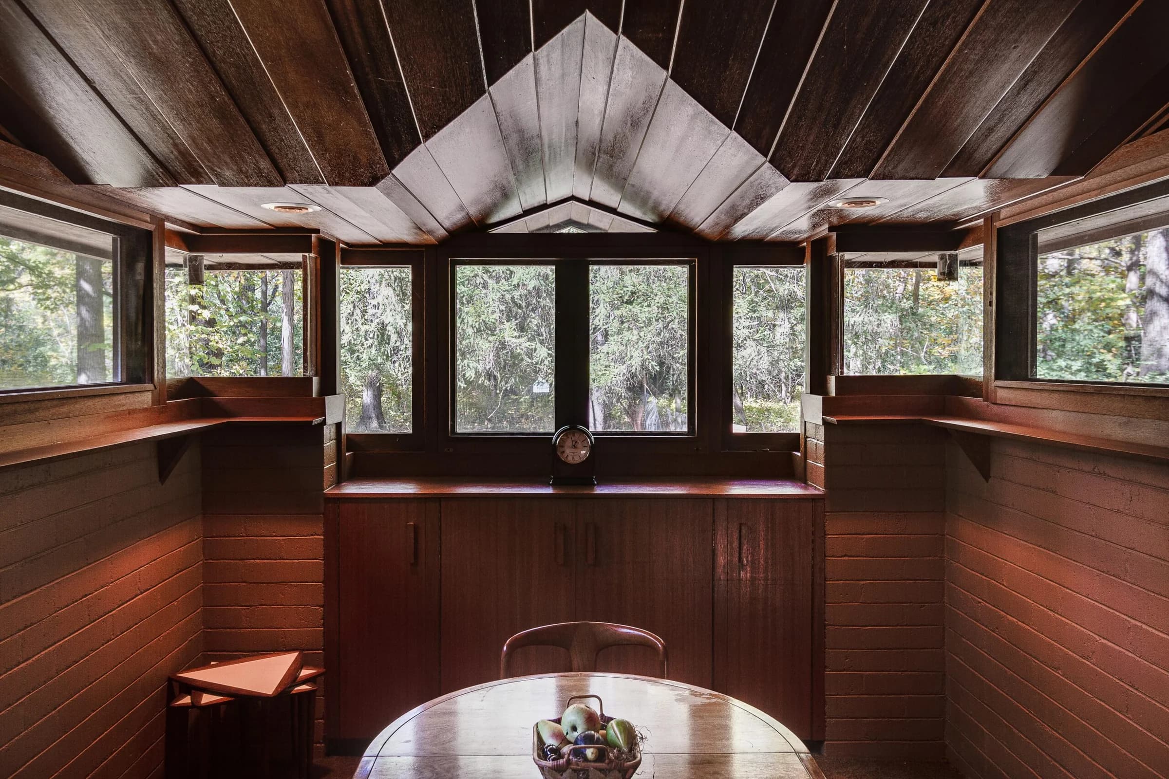 Frank Lloyd Wright Home on 3 Acres, photo 21