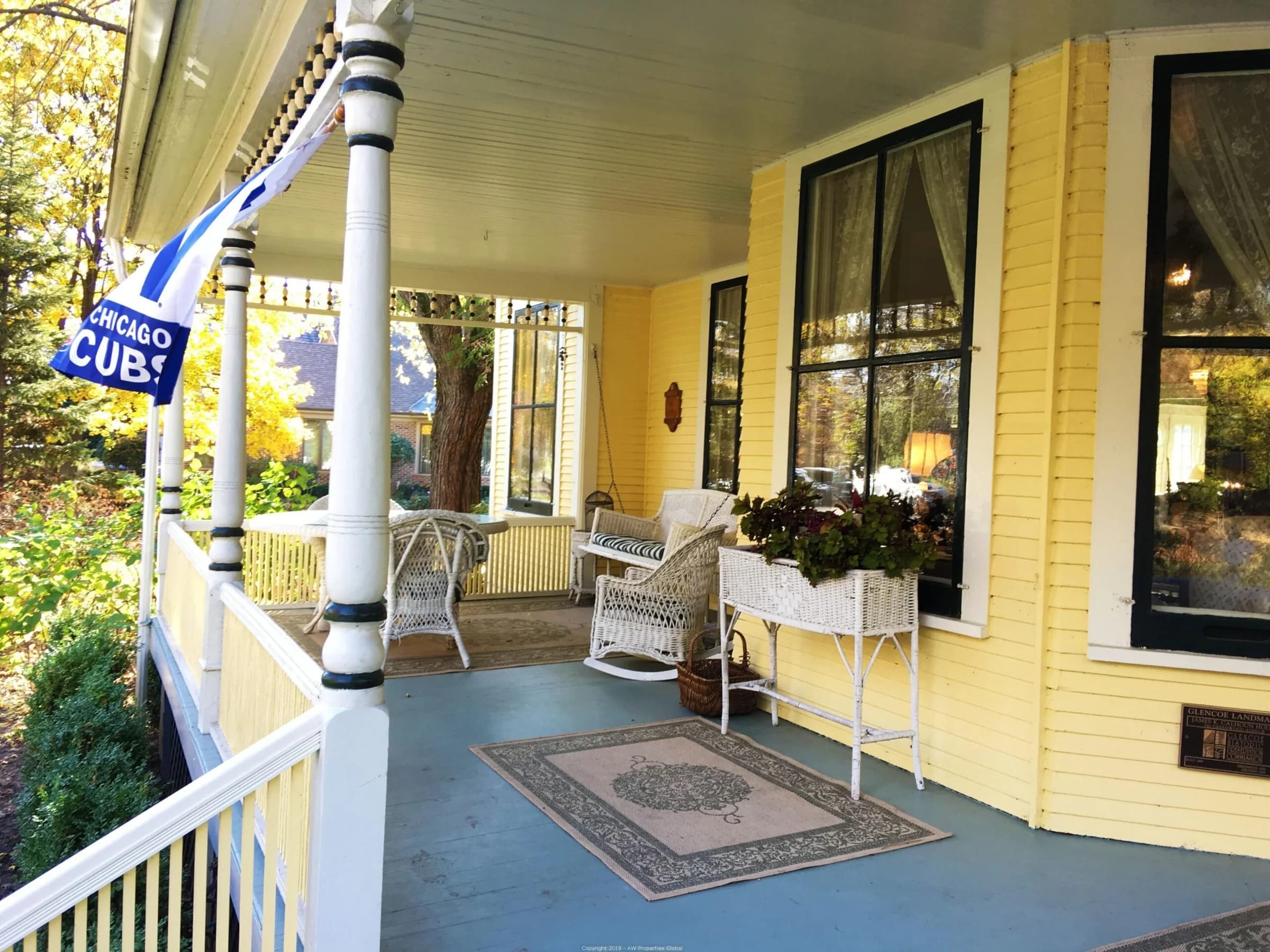 Completely Renovated Glencoe Victorian with In-Ground Heated Pool, photo 3
