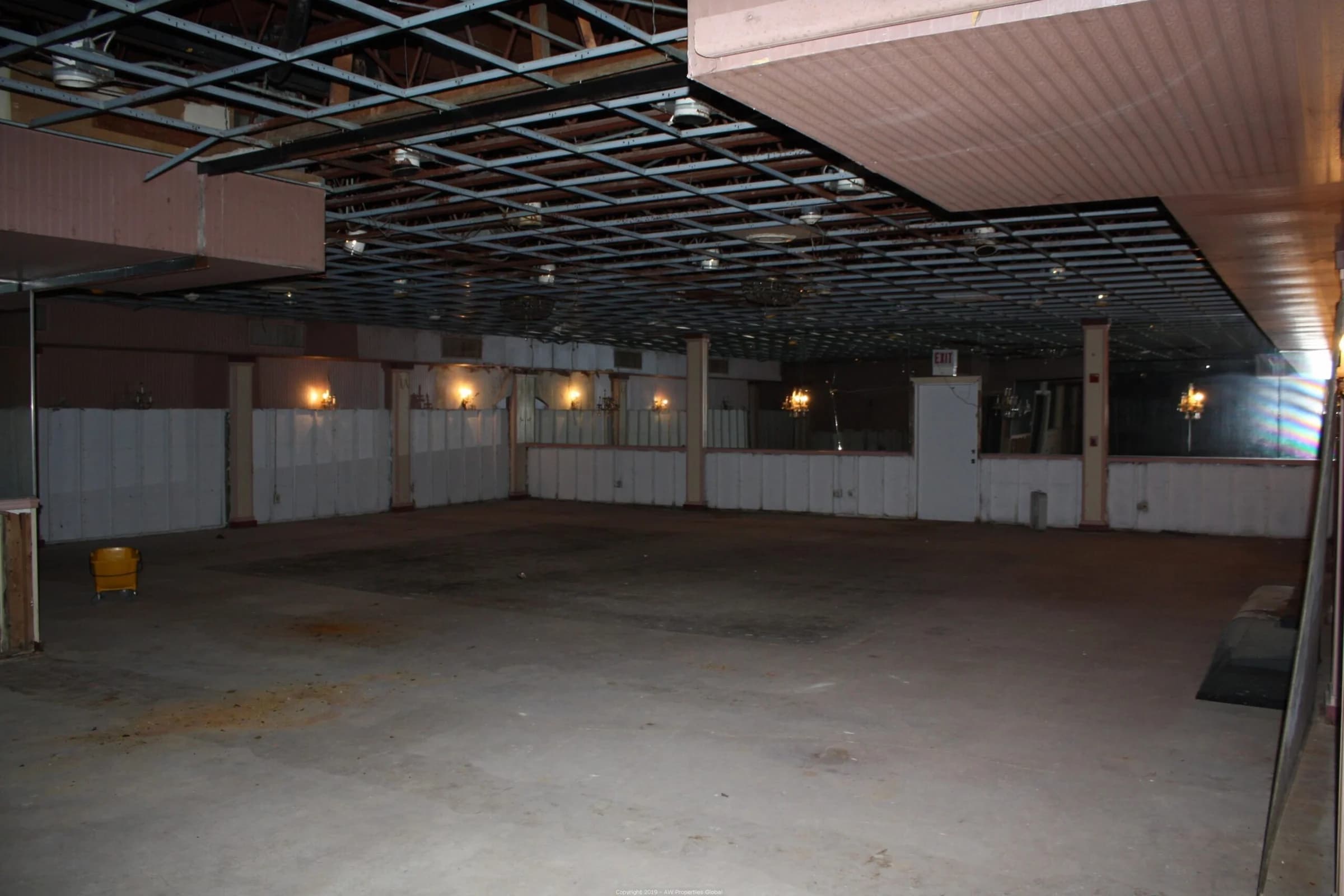 Former Fuddruckers Restaurant, photo 28