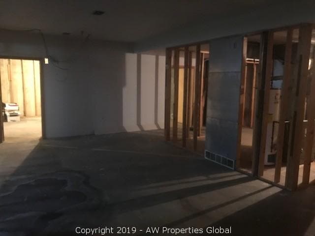 Approximately 1,800 SF Office Building in Elgin, photo 11