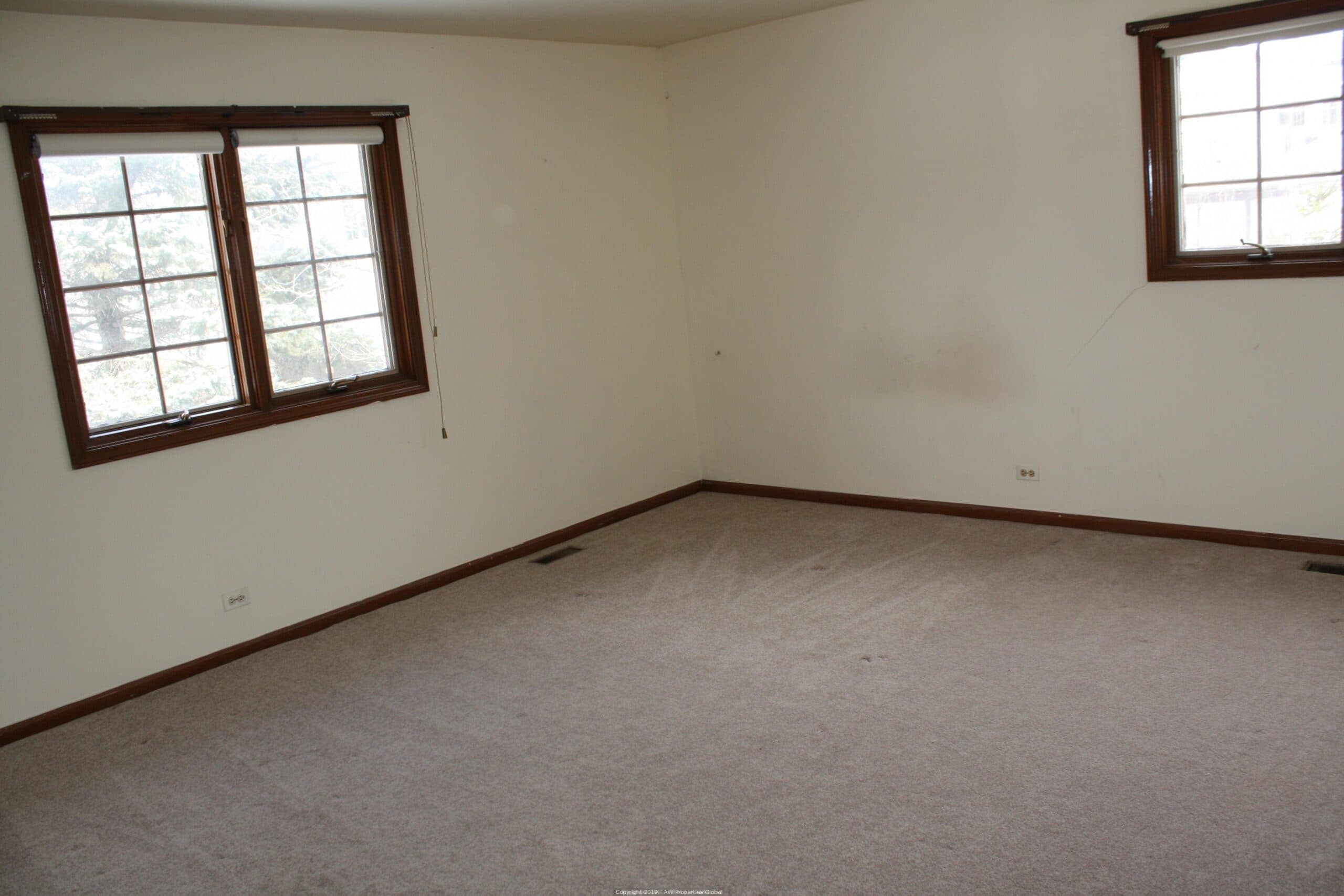 Northbrook Single Family on Nearly 1 Acre (District 225), photo 16