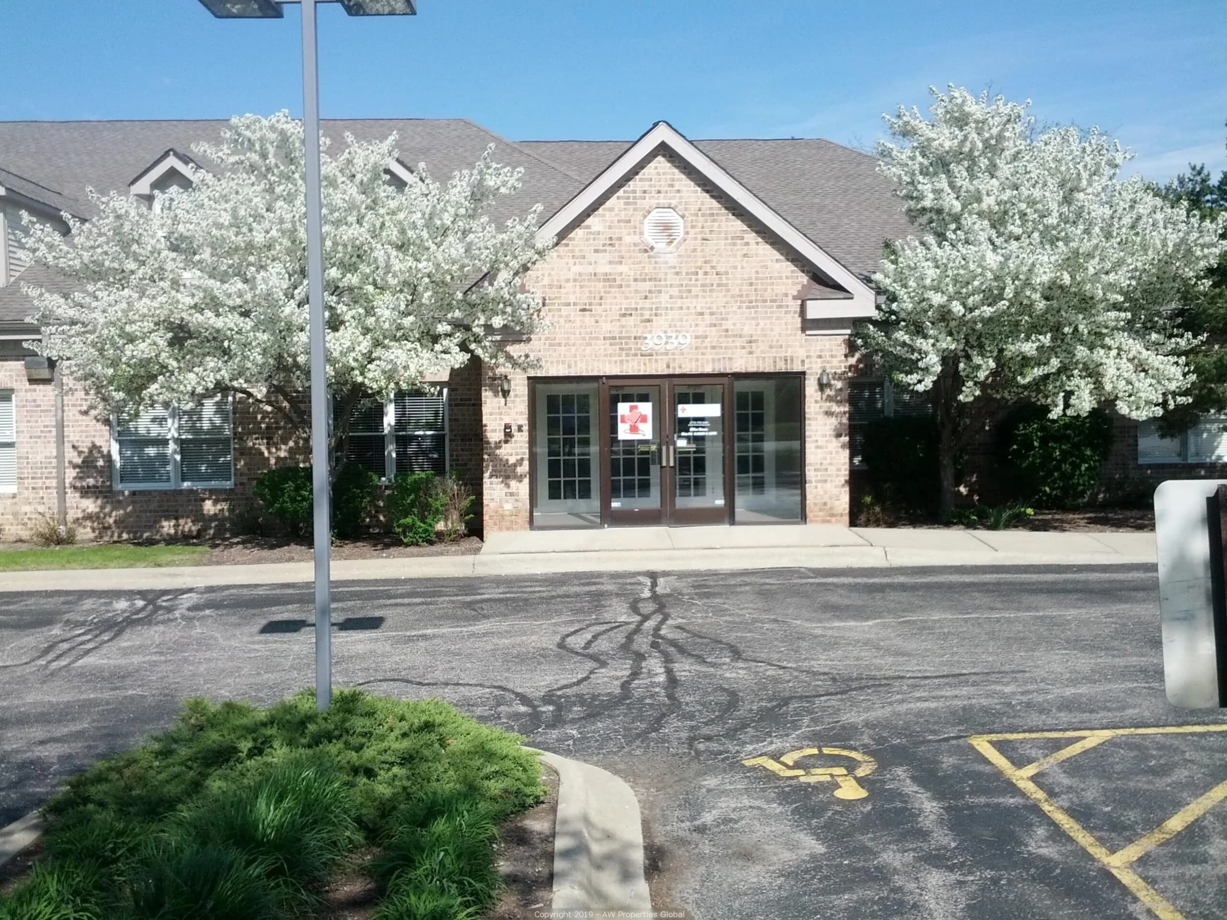 Perfect for Owner-User: Office/Medical Building, photo 3