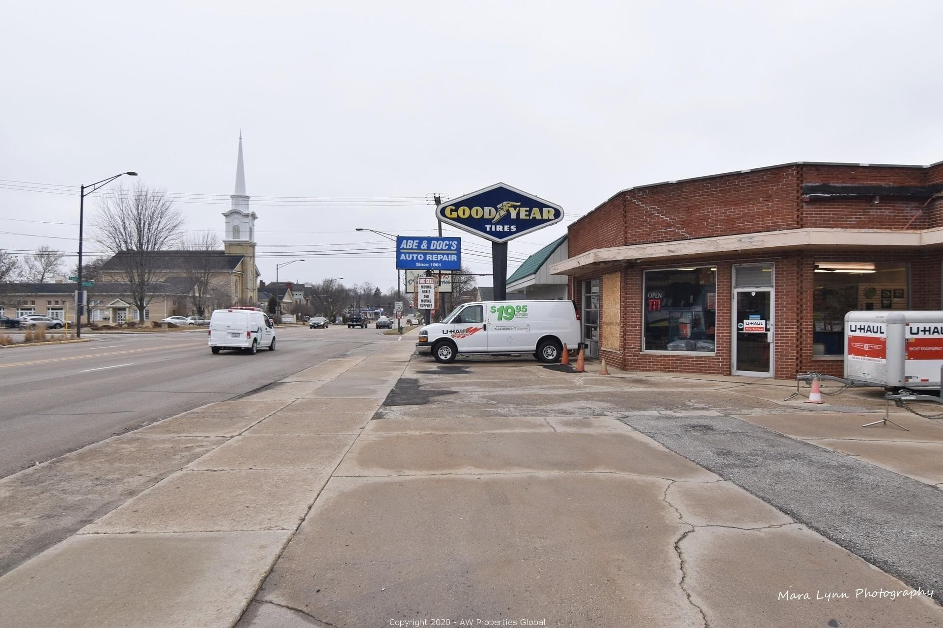 Retail/Prior Automotive Service Property in Batavia, IL, photo 23