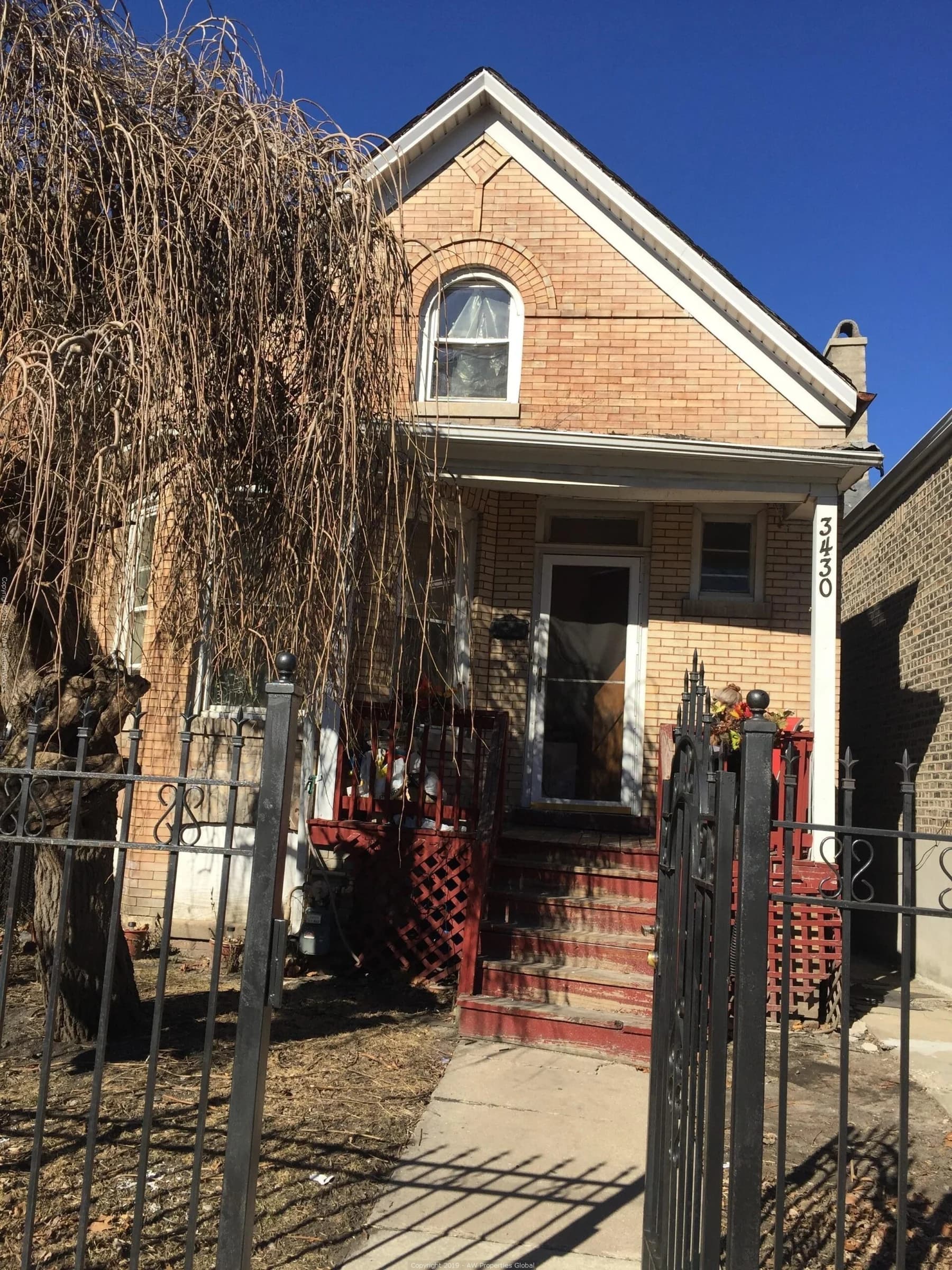 Single Family Home on Pierce Avenue in Chicago, photo 1