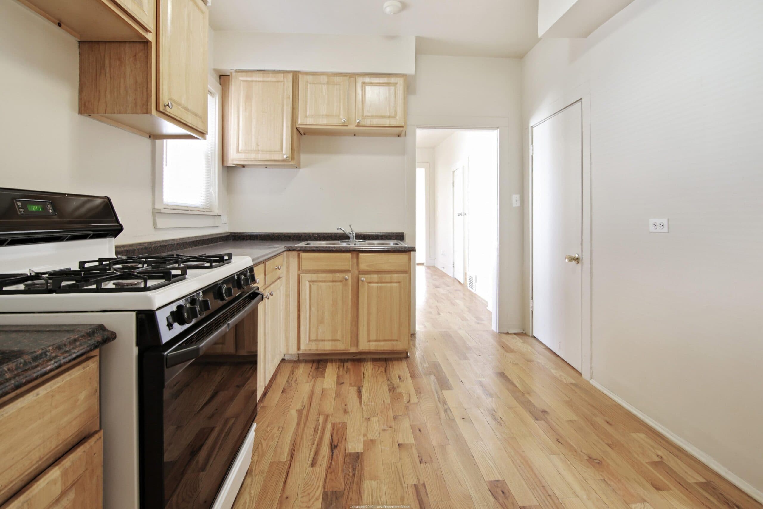 Great Income Property on Dodge Avenue in Evanston, photo 4