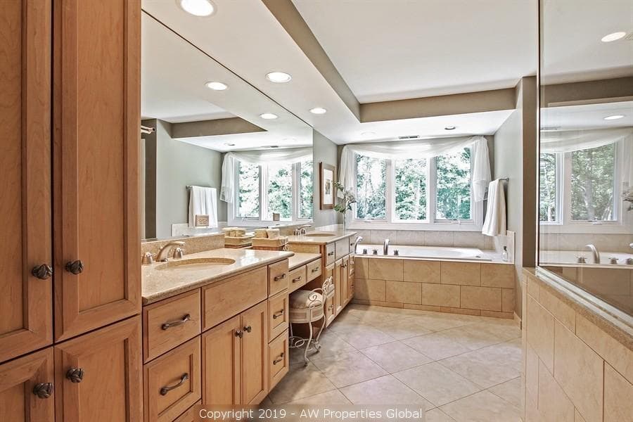 Riverwoods Residence with Golf Course Views, photo 13