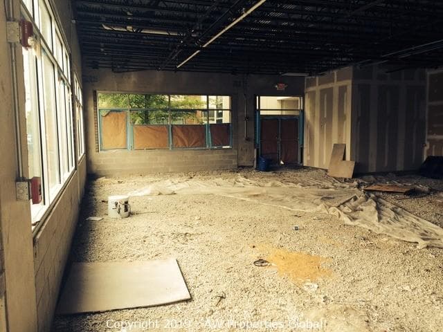 First Floor Unfinished Office Condo in Glenview, photo 3