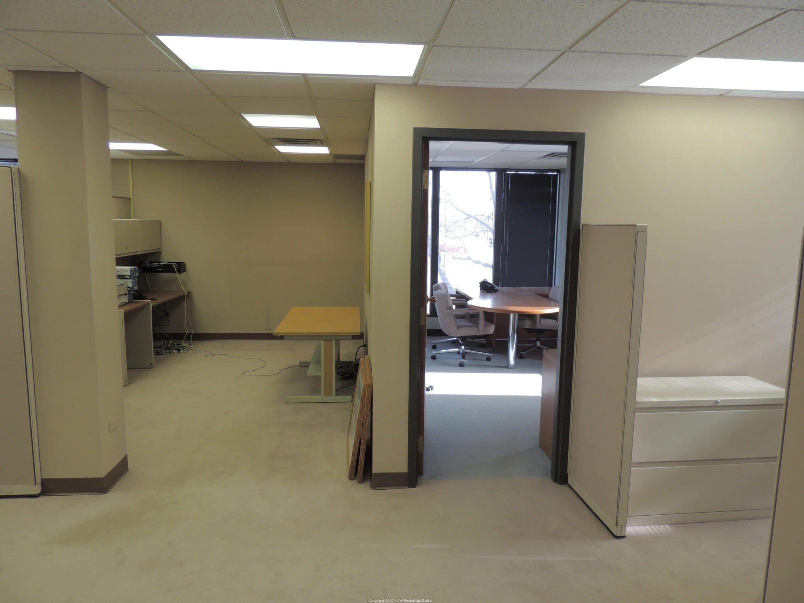 Office Building in Olympia Fields, photo 20