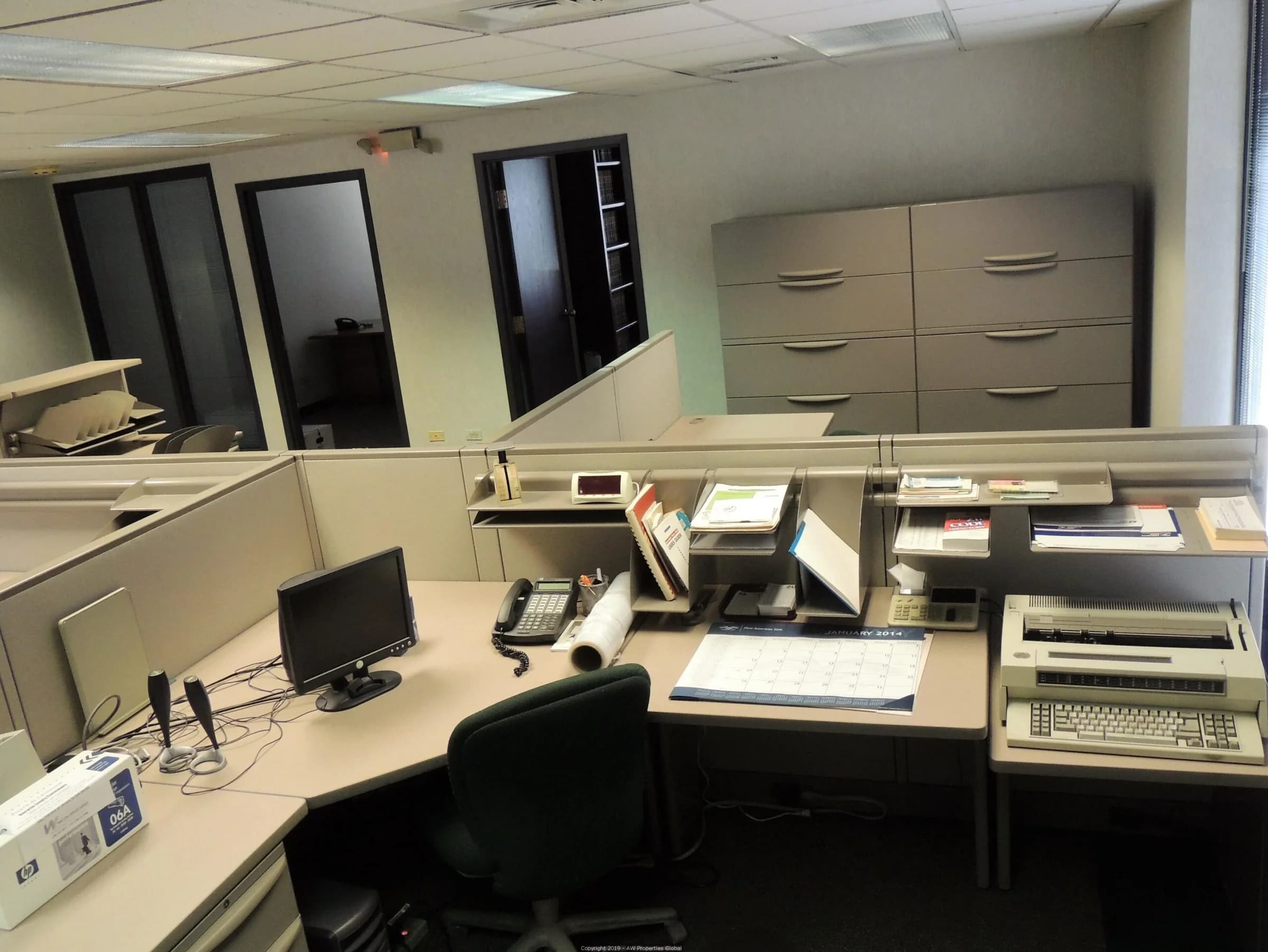 Office Building in Olympia Fields, photo 31