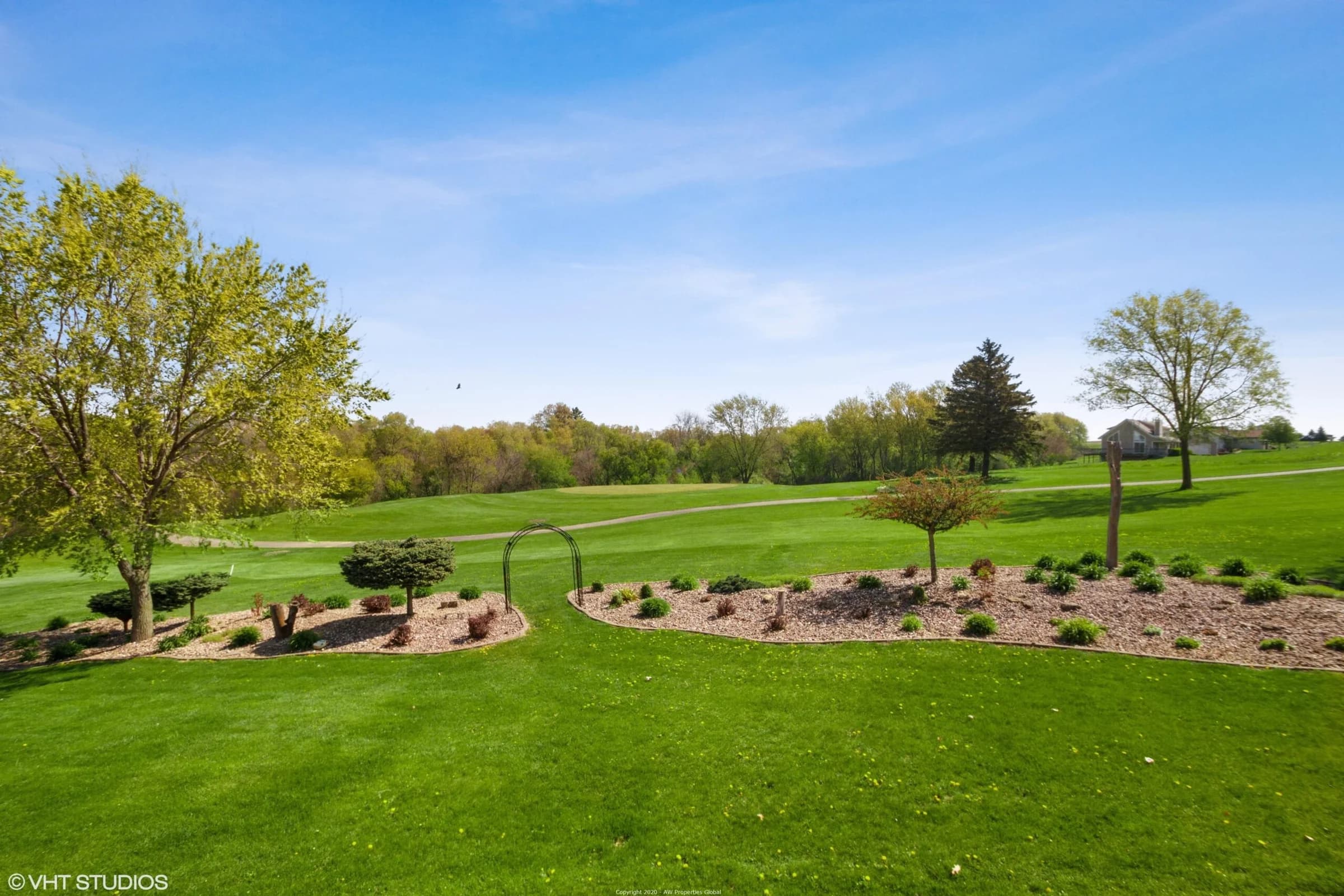 Luxurious Home with Stunning Views of the Apple Canyon Lake Golf Course and Rare, Transferable Dock Slip, photo 12
