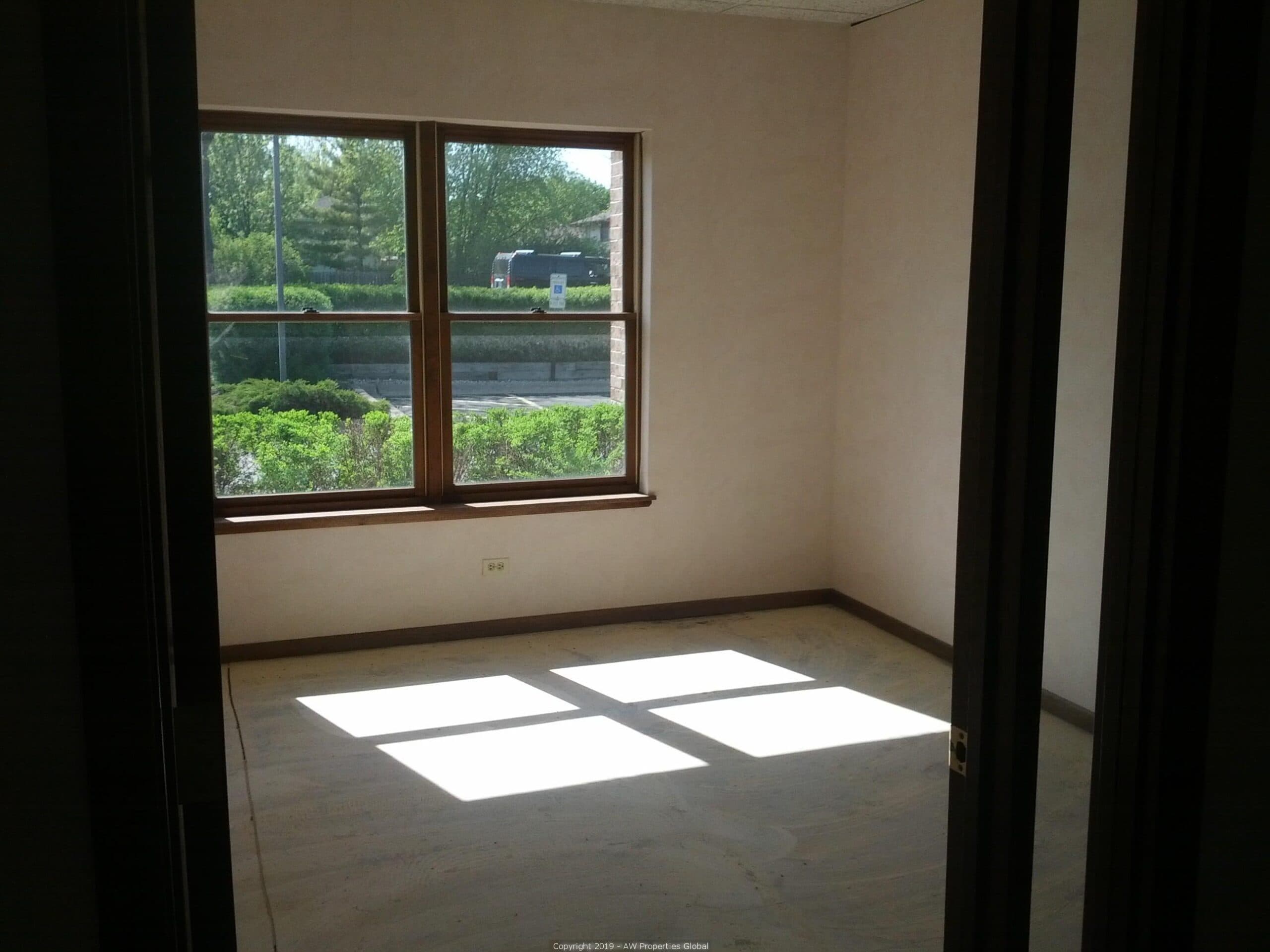 Perfect for Owner-User: Office/Medical Building, photo 23