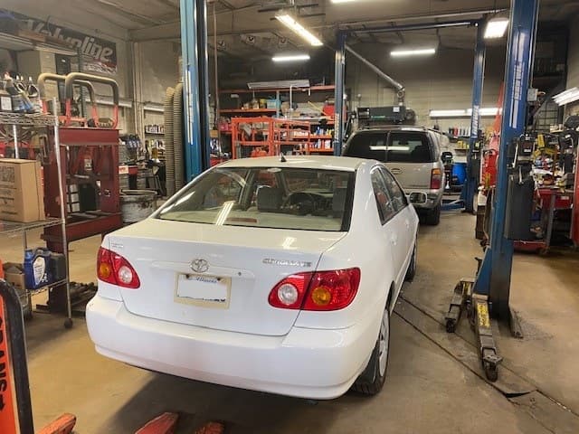 Retail/Automotive Service Business and Property in Aurora, IL, photo 4