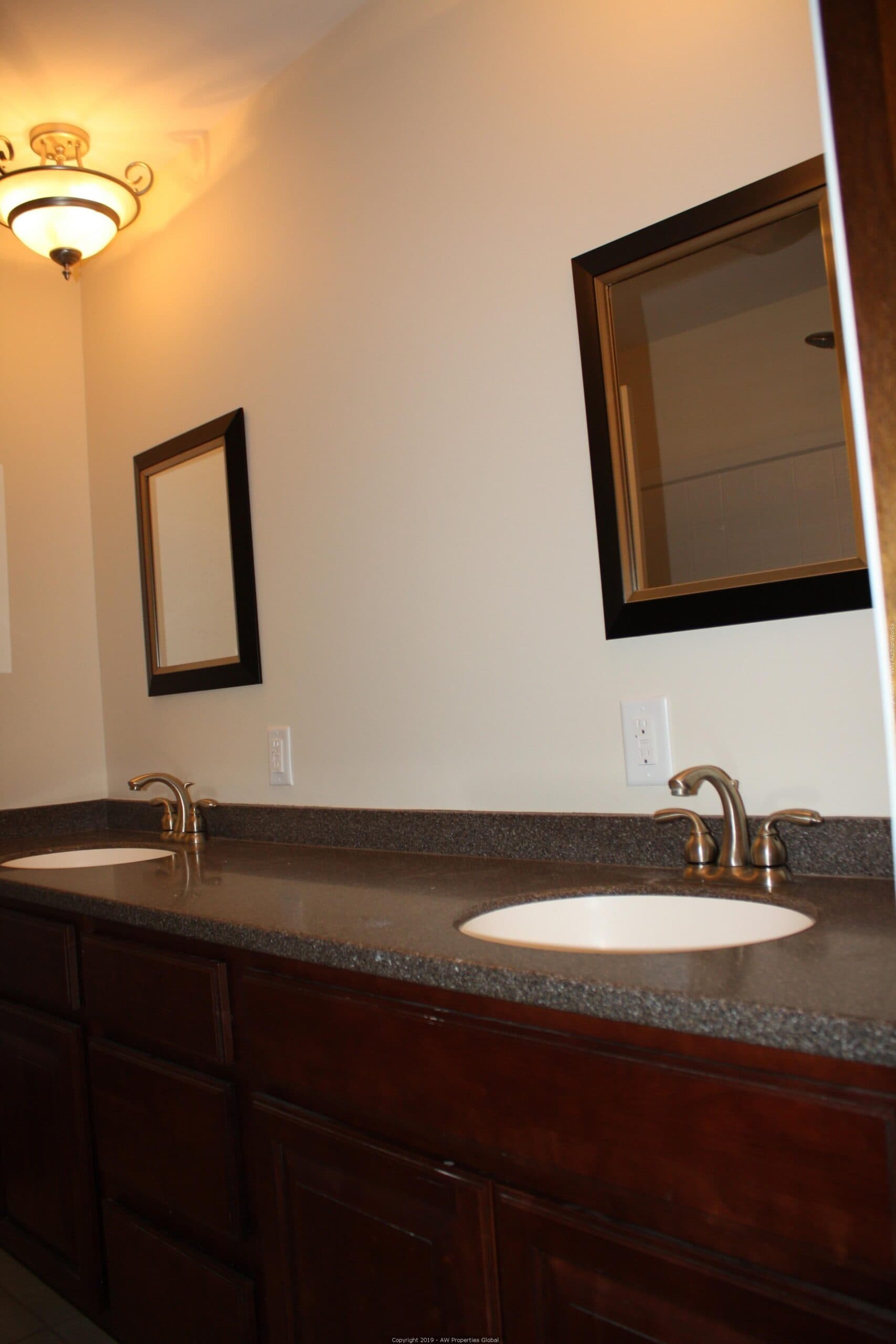 Single Family Home in Harvard, IL, photo 6