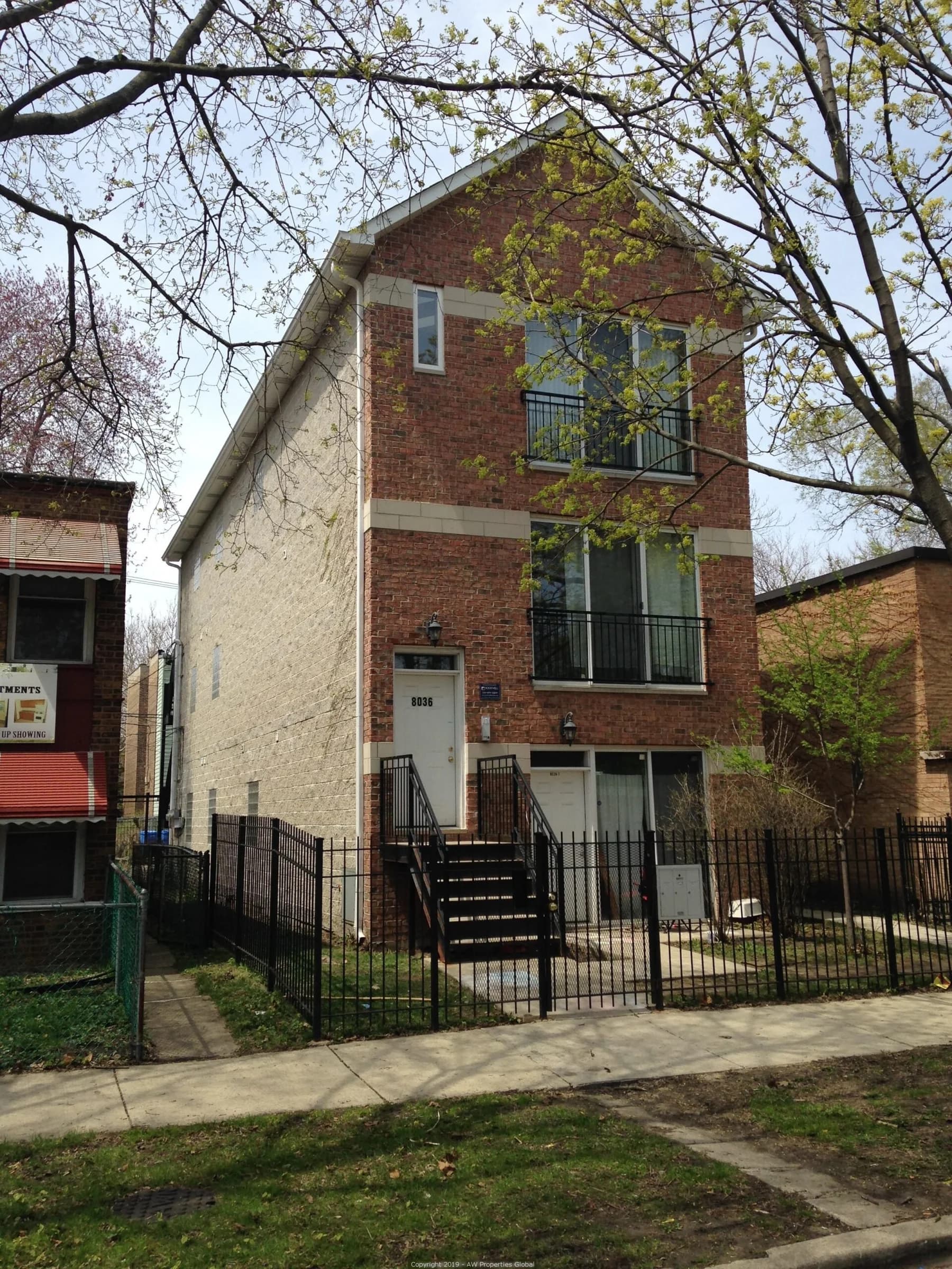 Triplex: 8036 South Kingston, Chicago, photo 1