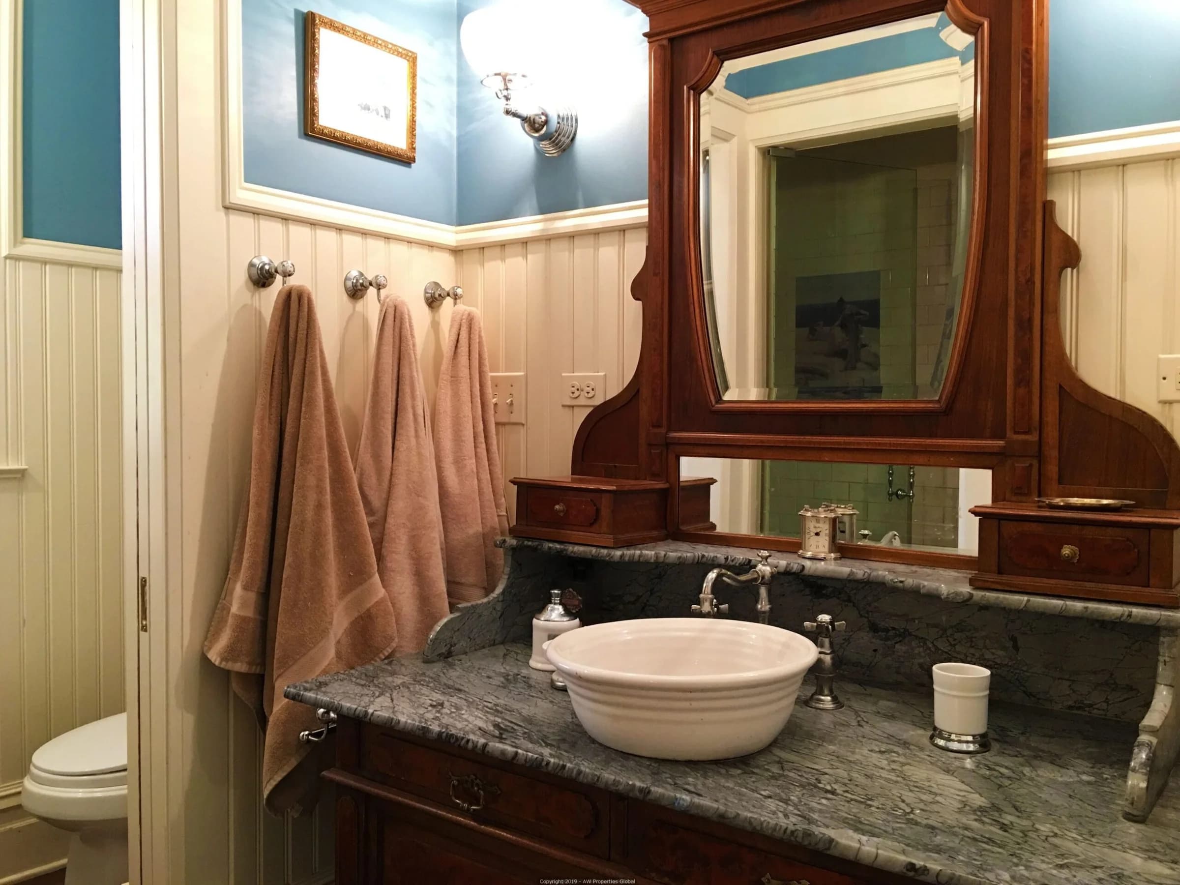 Completely Renovated Glencoe Victorian with In-Ground Heated Pool, photo 33