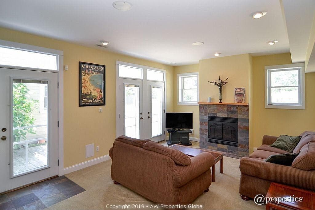 New Buffalo, Michigan Beach House (Fully Furnished), photo 9