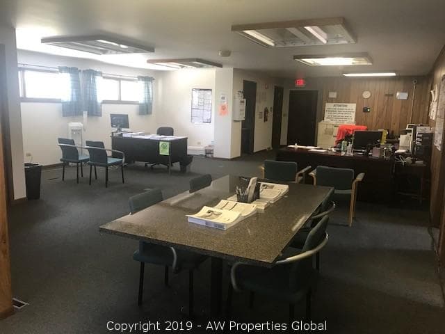 Approximately 1,800 SF Office Building in Elgin, photo 7