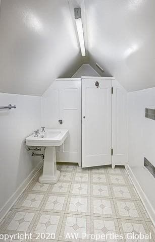 Nearly Six Acre Lake Forest Estate, photo 67