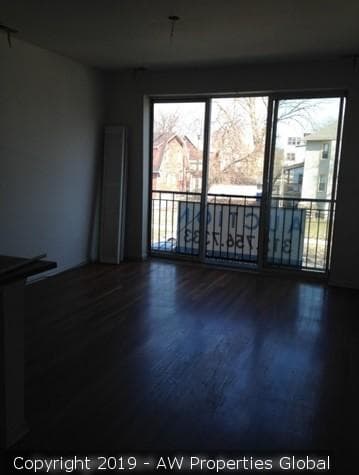 Triplex: 7654 South Colfax Avenue, Chicago, photo 8