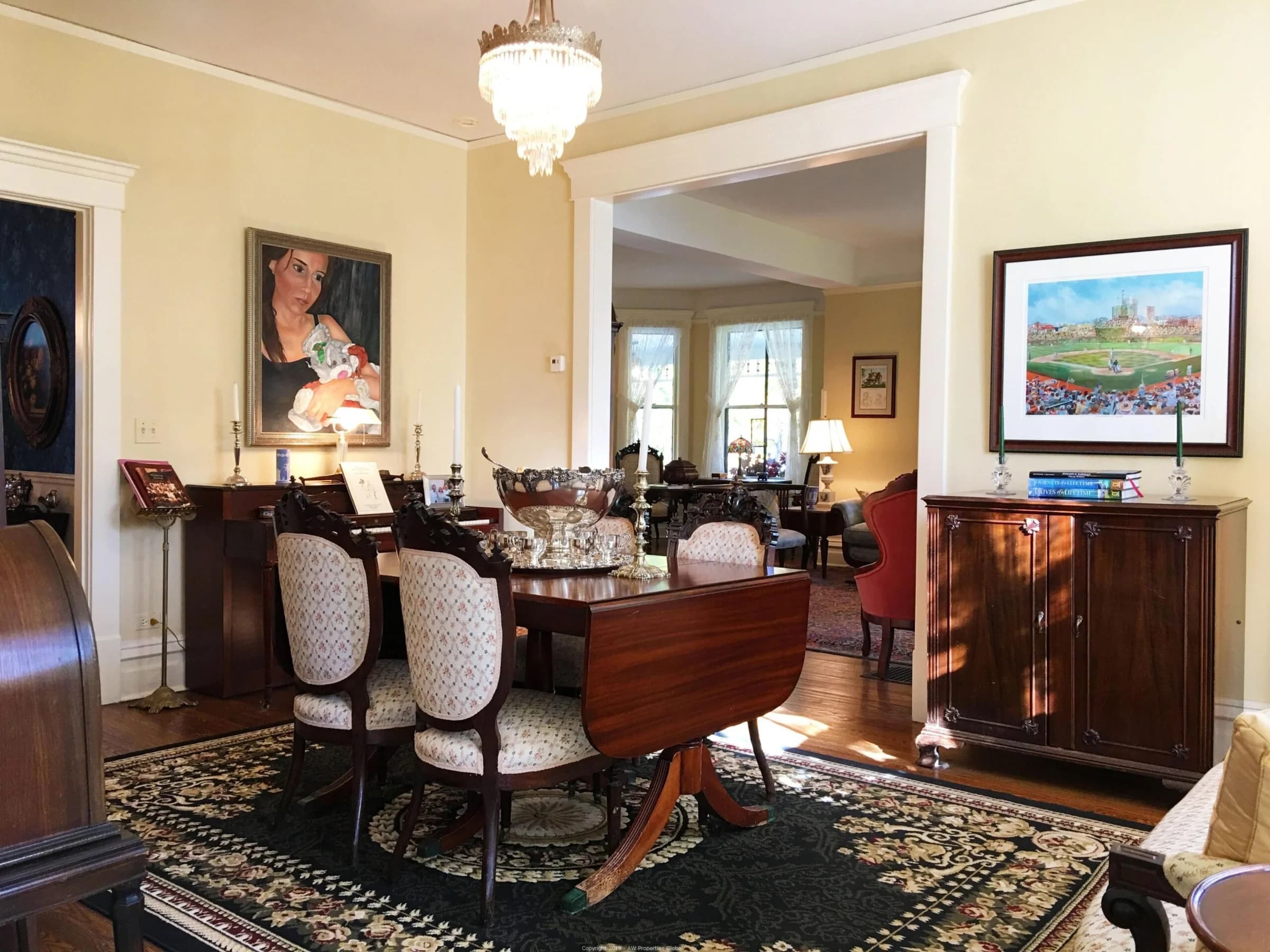 Completely Renovated Glencoe Victorian with In-Ground Heated Pool, photo 9