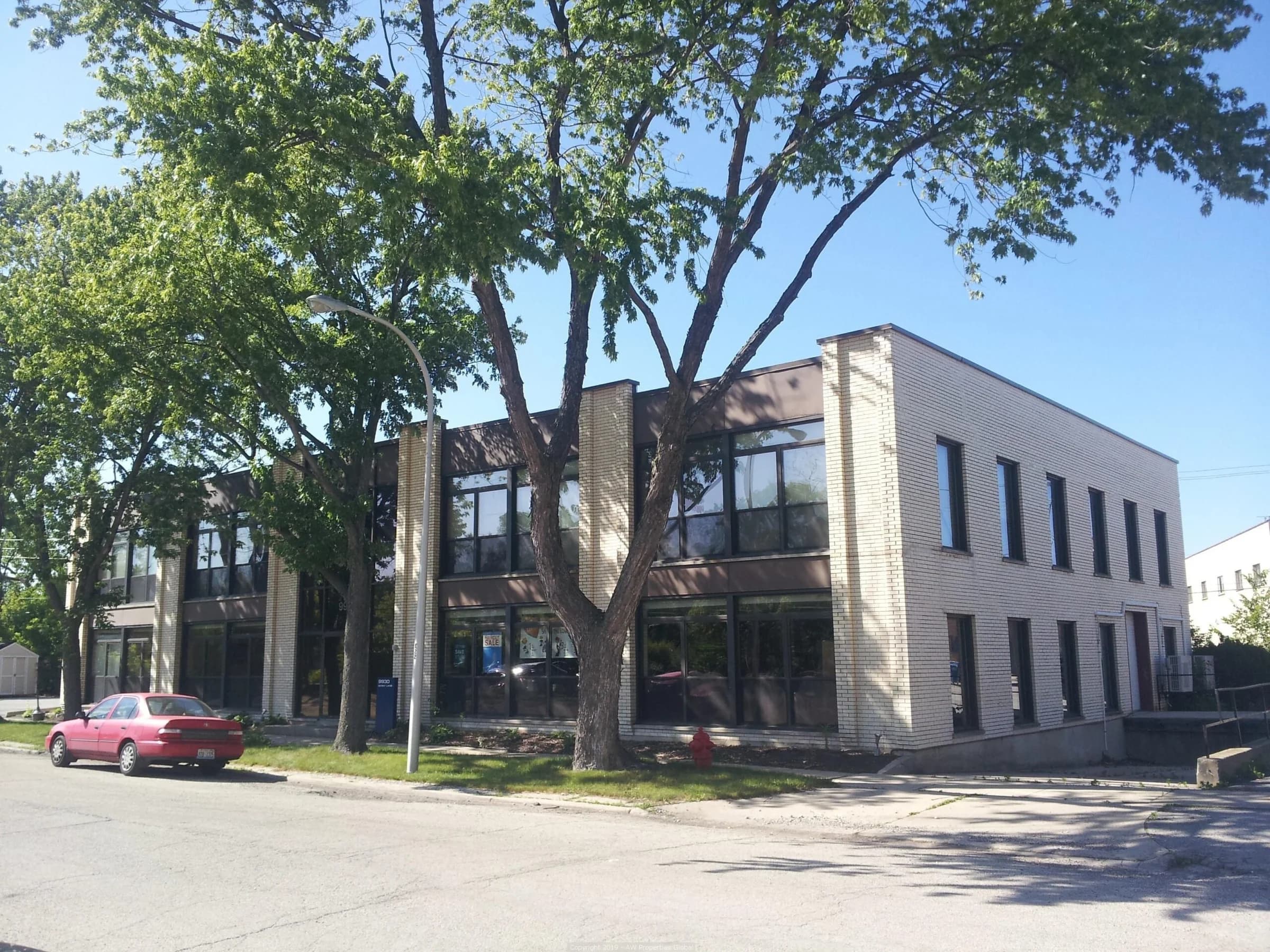 Free-Standing Office Building with Dock in Westchester, IL, photo 5
