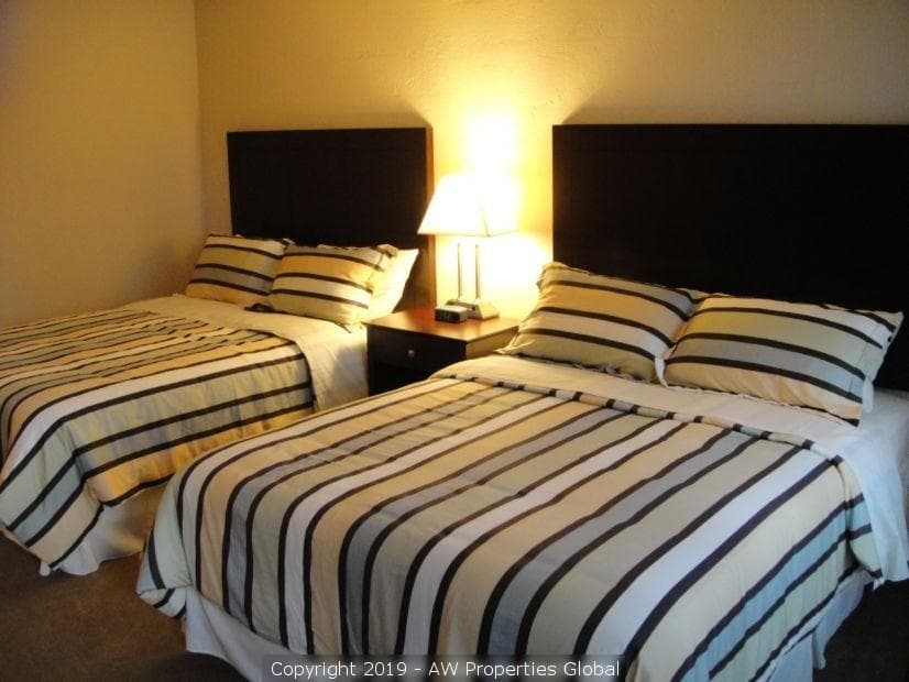 Specialty Use: Prairie Lakes Country Club & Inn, photo 3