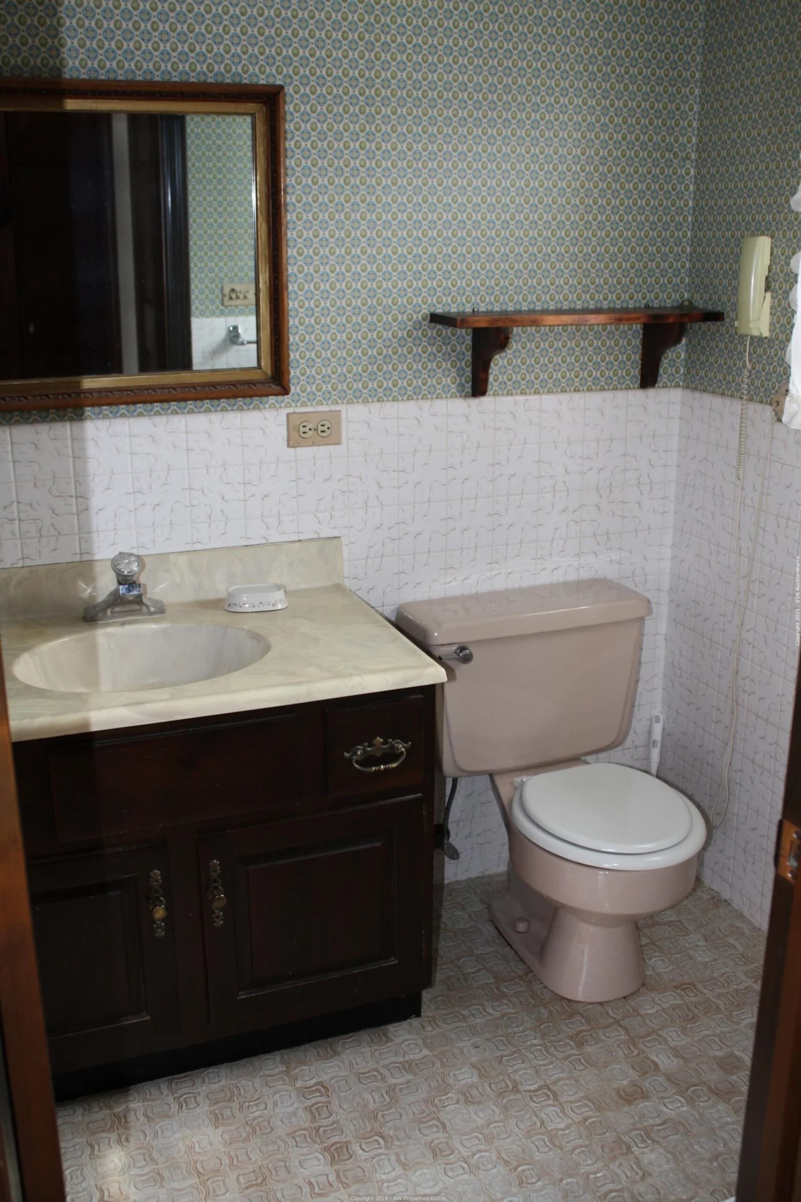 Northbrook Single Family on Nearly 1 Acre (District 225), photo 20