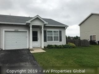 Town Home in Minooka, photo 1